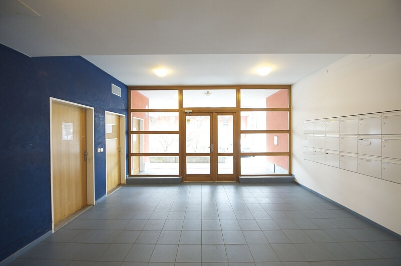 Tomkova, Smíchov - Prague 5 | Rent, Apartment Studio (1+kk), 70 m²