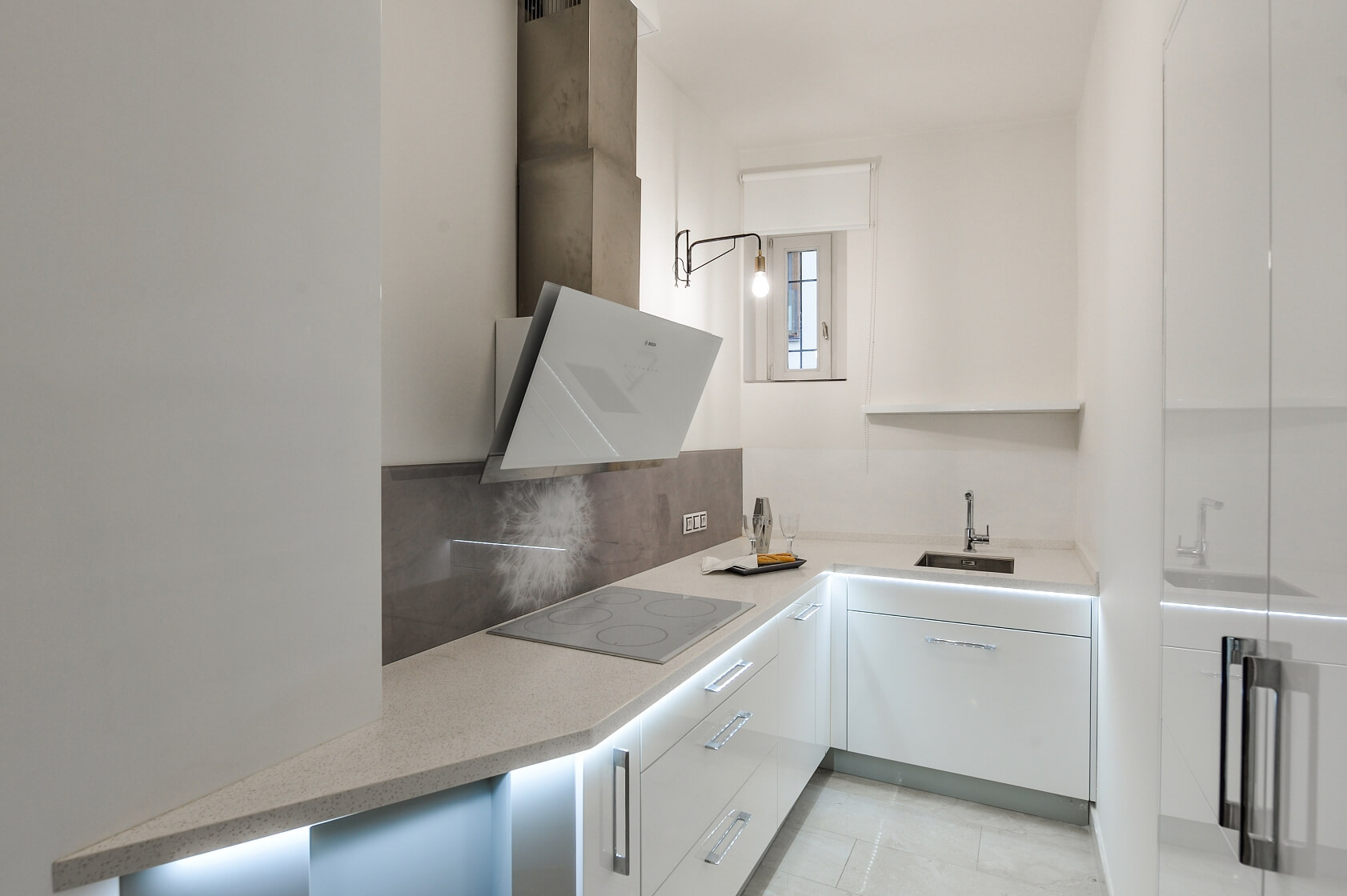 Gotthardská, Bubeneč - Prague 6 | Rent, Apartment Three-bedroom (4+1), 133 m²