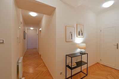 Gotthardská, Bubeneč - Prague 6 | Rent, Apartment Three-bedroom (4+1), 133 m²