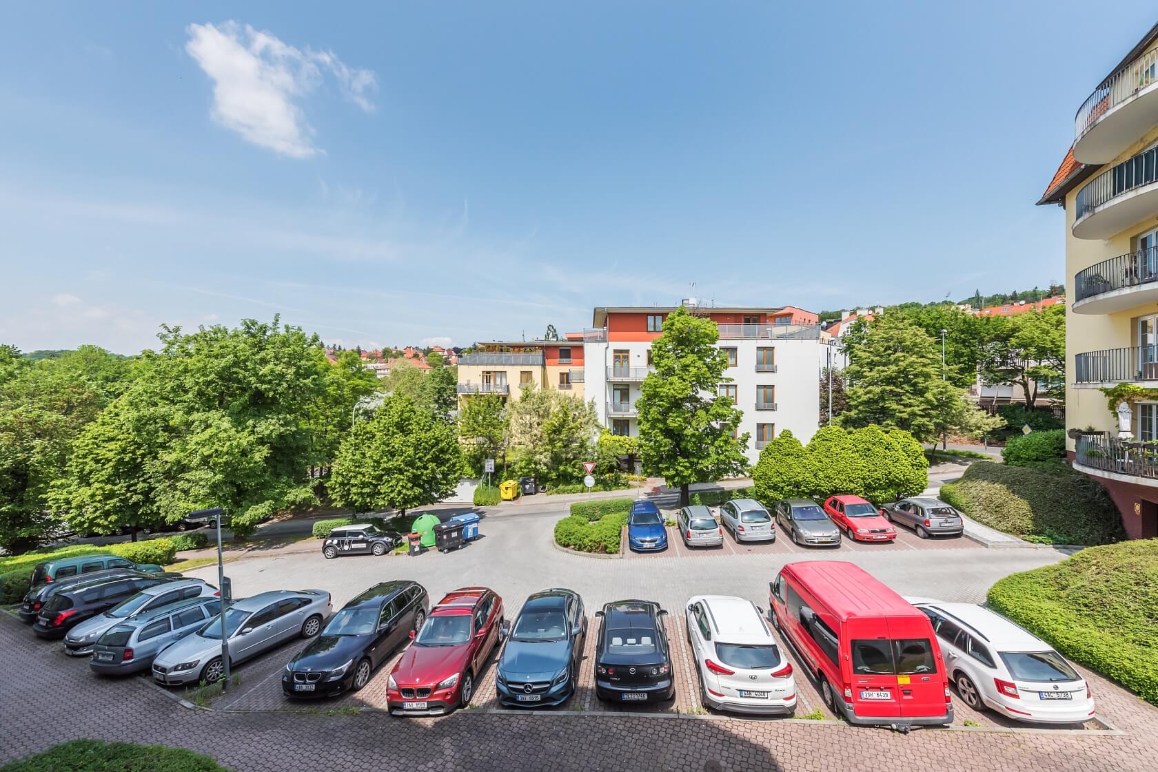 Na Hřebenkách, Smíchov - Prague 5 | Rent, Apartment Two-bedroom (3+kk), 106 m²