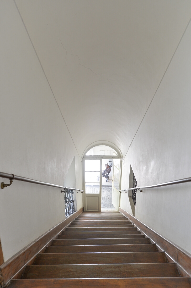 Sněmovní, Malá Strana - Prague 1 | Rent, Apartment One-bedroom (2+1), 85 m²