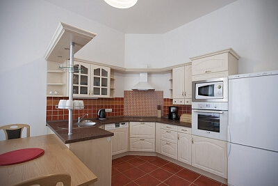 Varšavská, Vinohrady - Prague 2 | Rent, Apartment Two-bedroom (3+kk), 99 m²