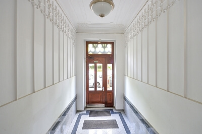 Ruská, Vršovice - Prague 10 | Rent, Apartment One-bedroom (2+kk), 58 m²