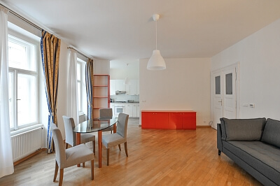 Kamenická, Holešovice - Prague 7 | Rent, Apartment One-bedroom (2+kk), 67 m²