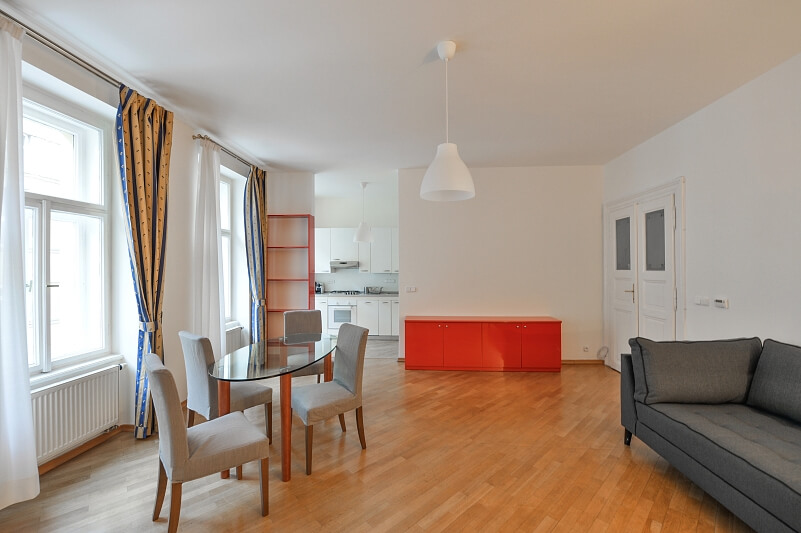 Kamenická, Holešovice - Prague 7 | Rent, Apartment One-bedroom (2+kk), 67 m²