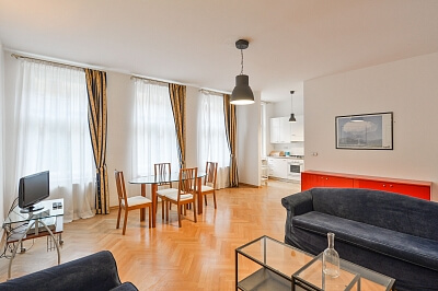 Kamenická, Holešovice - Praha 7 | Pronájem, Byt 2+kk, 69 m²