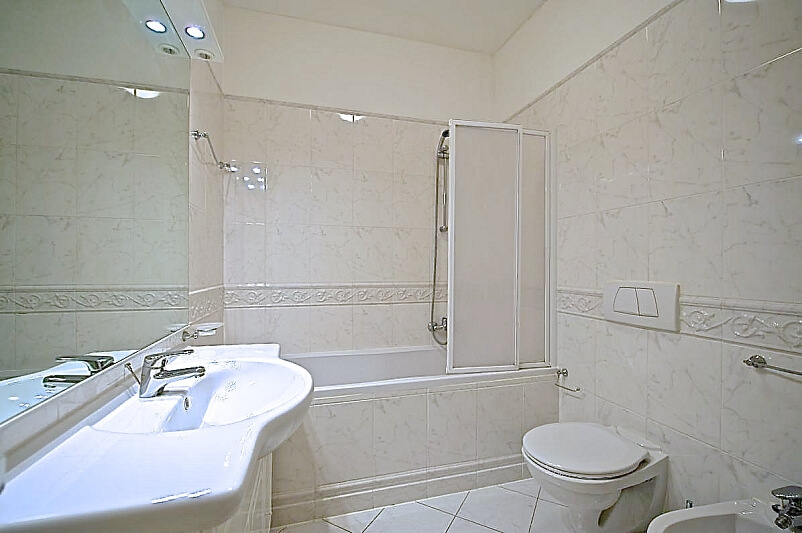 Kamenická, Holešovice - Prague 7 | Rent, Apartment One-bedroom (2+1), 70 m²