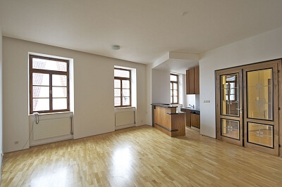 Betlémské náměstí, Staré Město - Praha 1 | Pronájem, Byt 2+kk, 81 m²