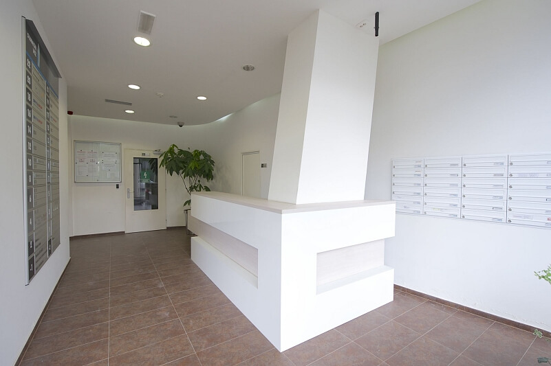 U Sluncové, Karlín - Prague 8 | Rent, Apartment Two-bedroom (3+kk), 88 m²