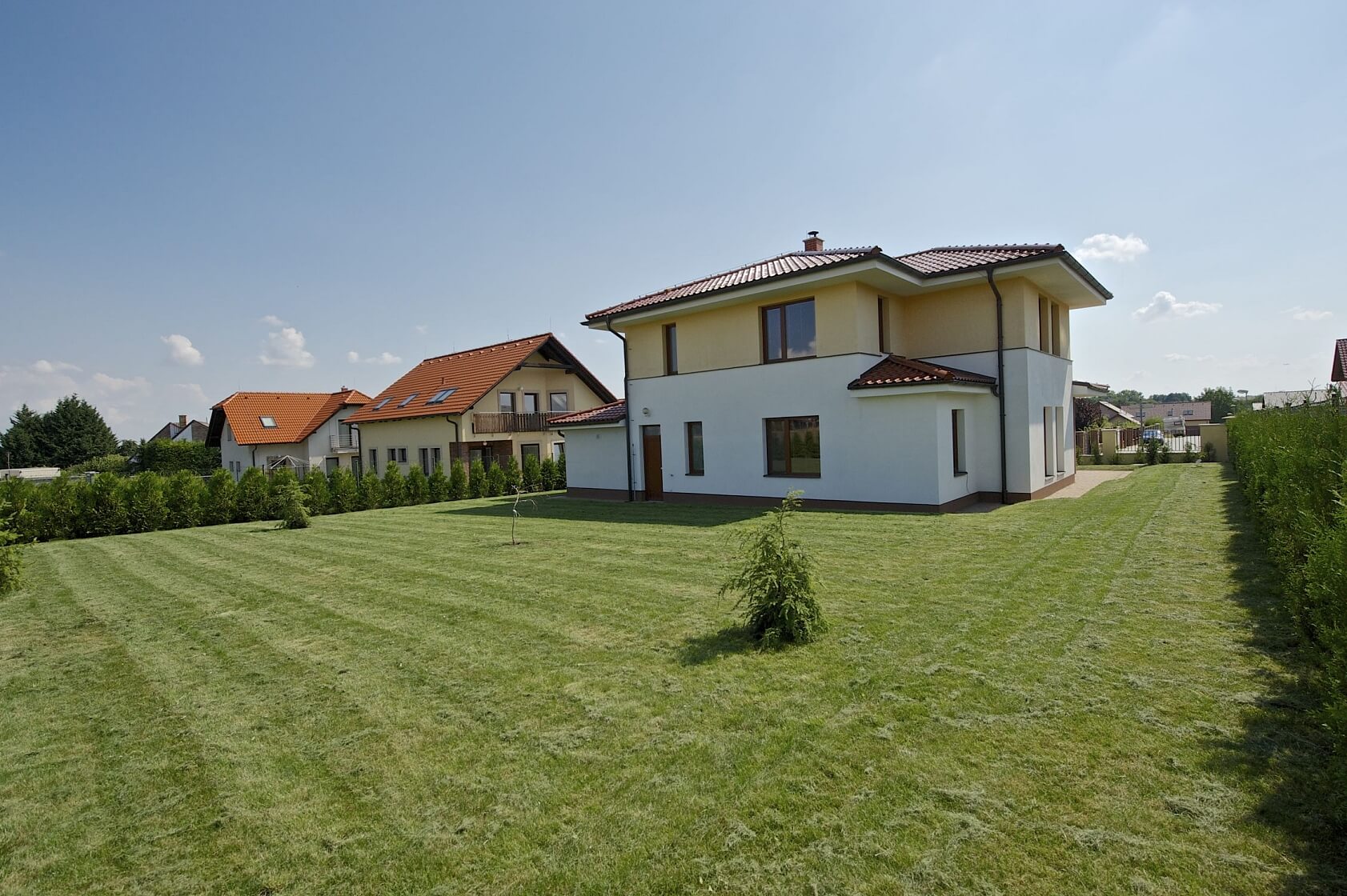 Tuchoměřická, Horoměřice - Praha-západ | Pronájem, Rodinný dům 5+1, 200 m²