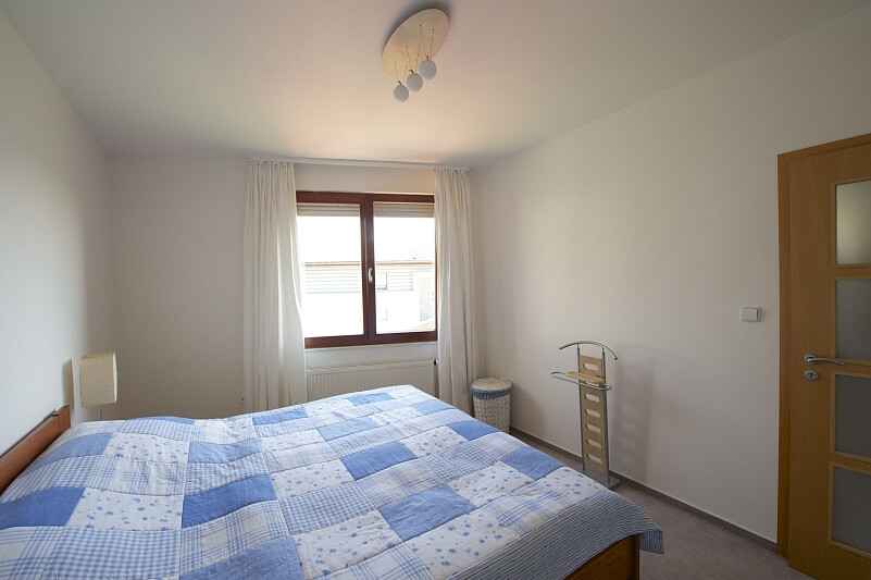 U Nesypky, Smíchov - Prague 5 | Rent, Apartment Two-bedroom (3+kk), 82 m²