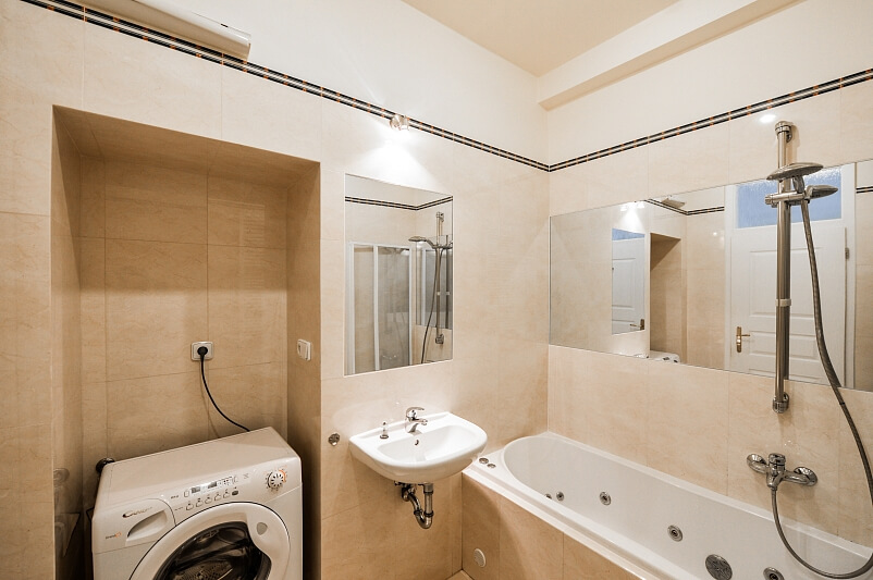 Nad Štolou, Holešovice - Prague 7 | Rent, Apartment One-bedroom (2+kk), 65 m²