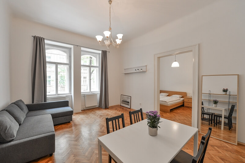 Mánesova, Vinohrady - Prague 2 | Rent, Apartment One-bedroom (2+1), 65 m²