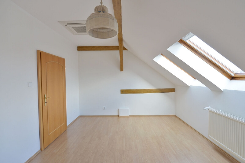 Jindřicha Plachty, Smíchov - Prague 5 | Rent, Apartment Three-bedroom (4+1), 165 m²