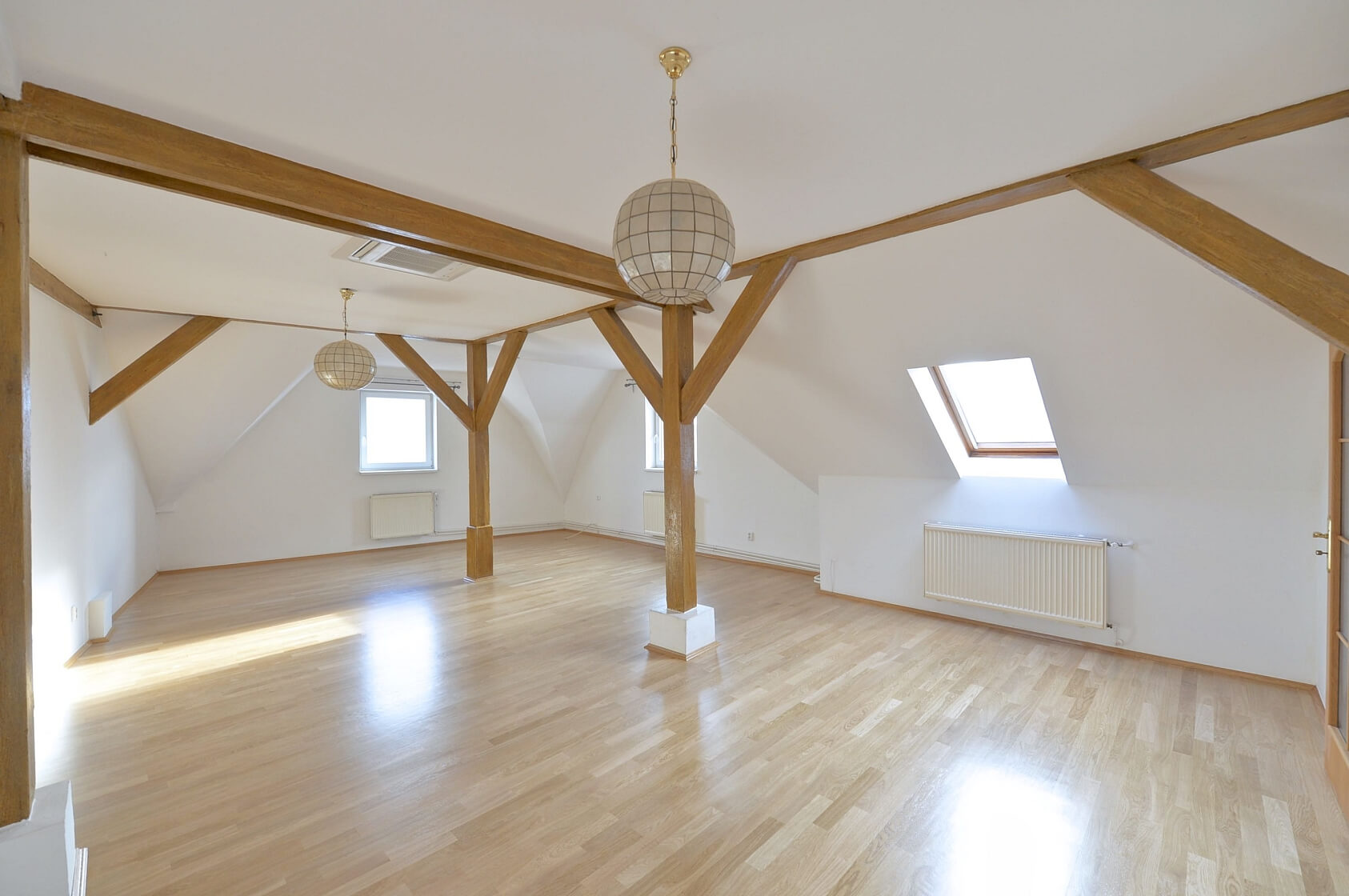 Jindřicha Plachty, Smíchov - Praha 5 | Pronájem, Byt 4+1, 165 m²