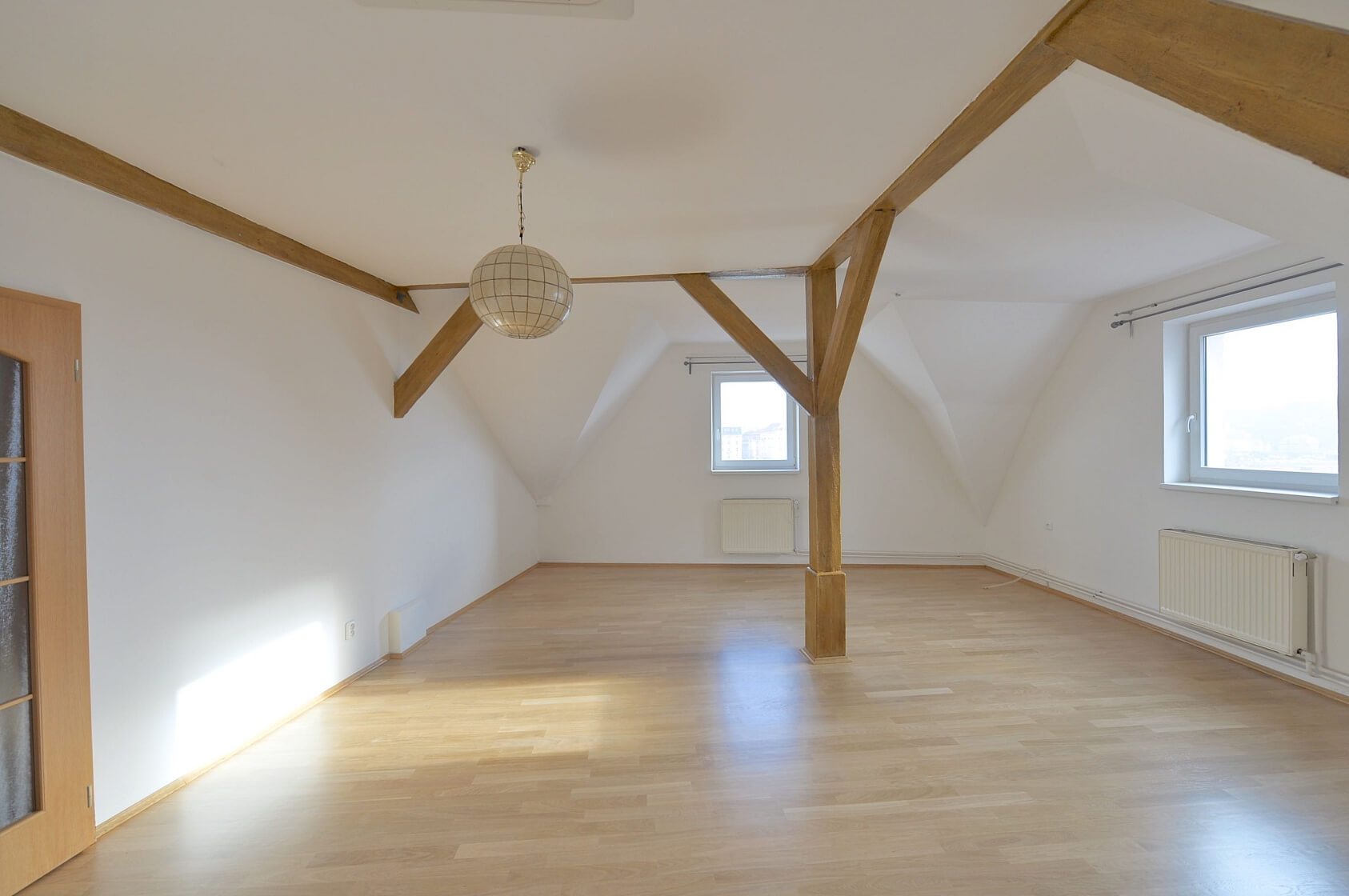 Jindřicha Plachty, Smíchov - Praha 5 | Pronájem, Byt 4+1, 165 m²