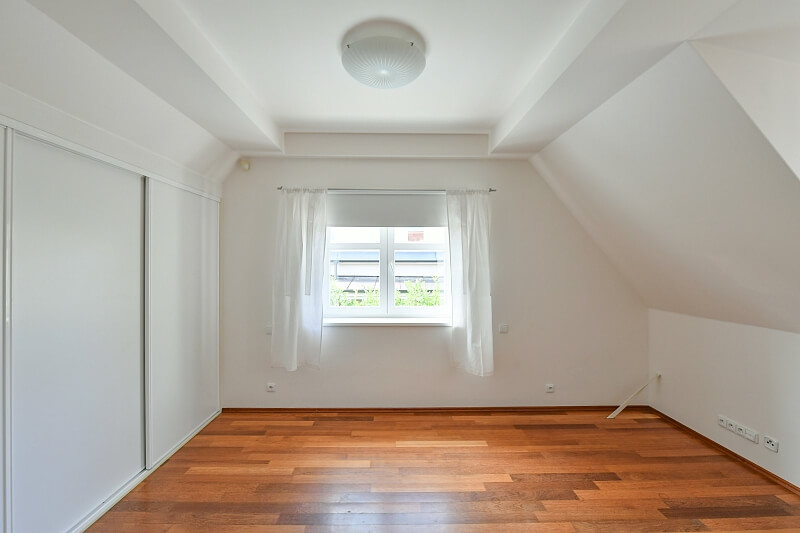Kádnerova, Nebušice - Prague 6 | Rent, House Three-bedroom (4+1), 200 m²