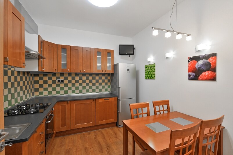 Českomalínská, Bubeneč - Praha 6 | Pronájem, Byt 3+1, 79 m²