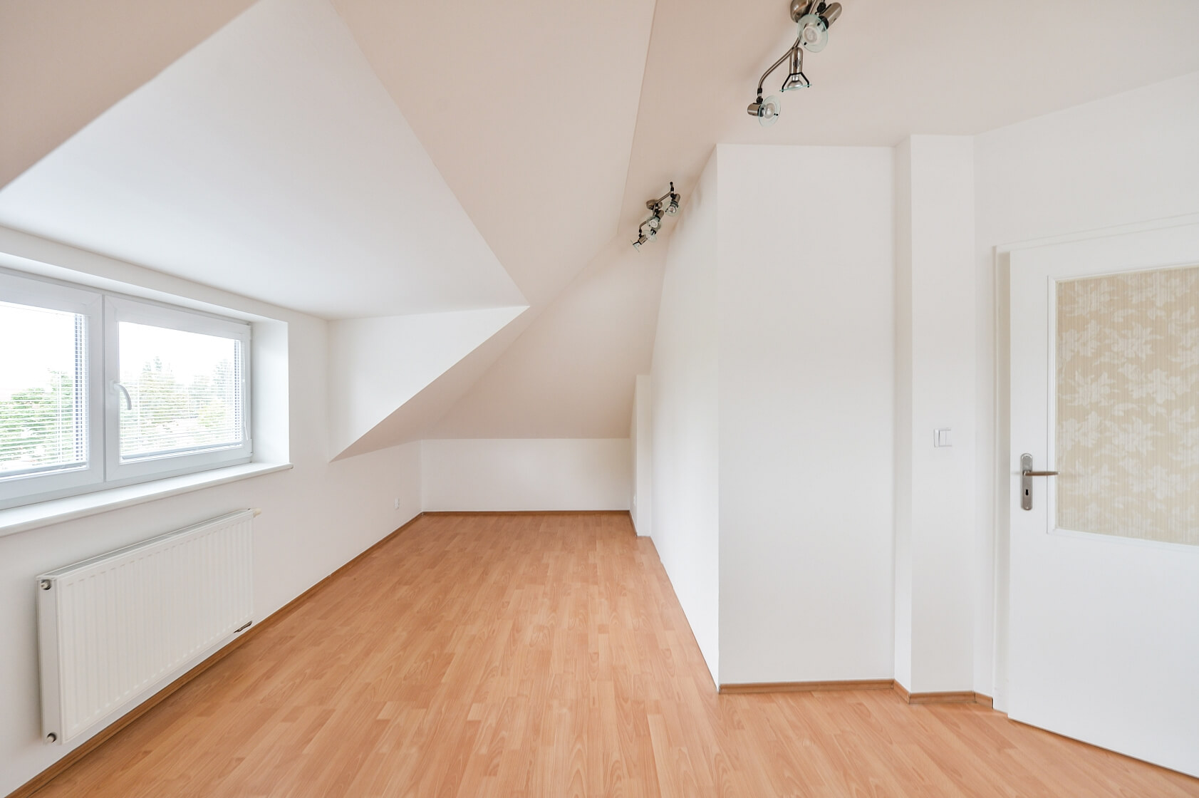 Vlastina, Ruzyně - Praha 6 | Pronájem, Rodinný dům 5+1, 185 m²