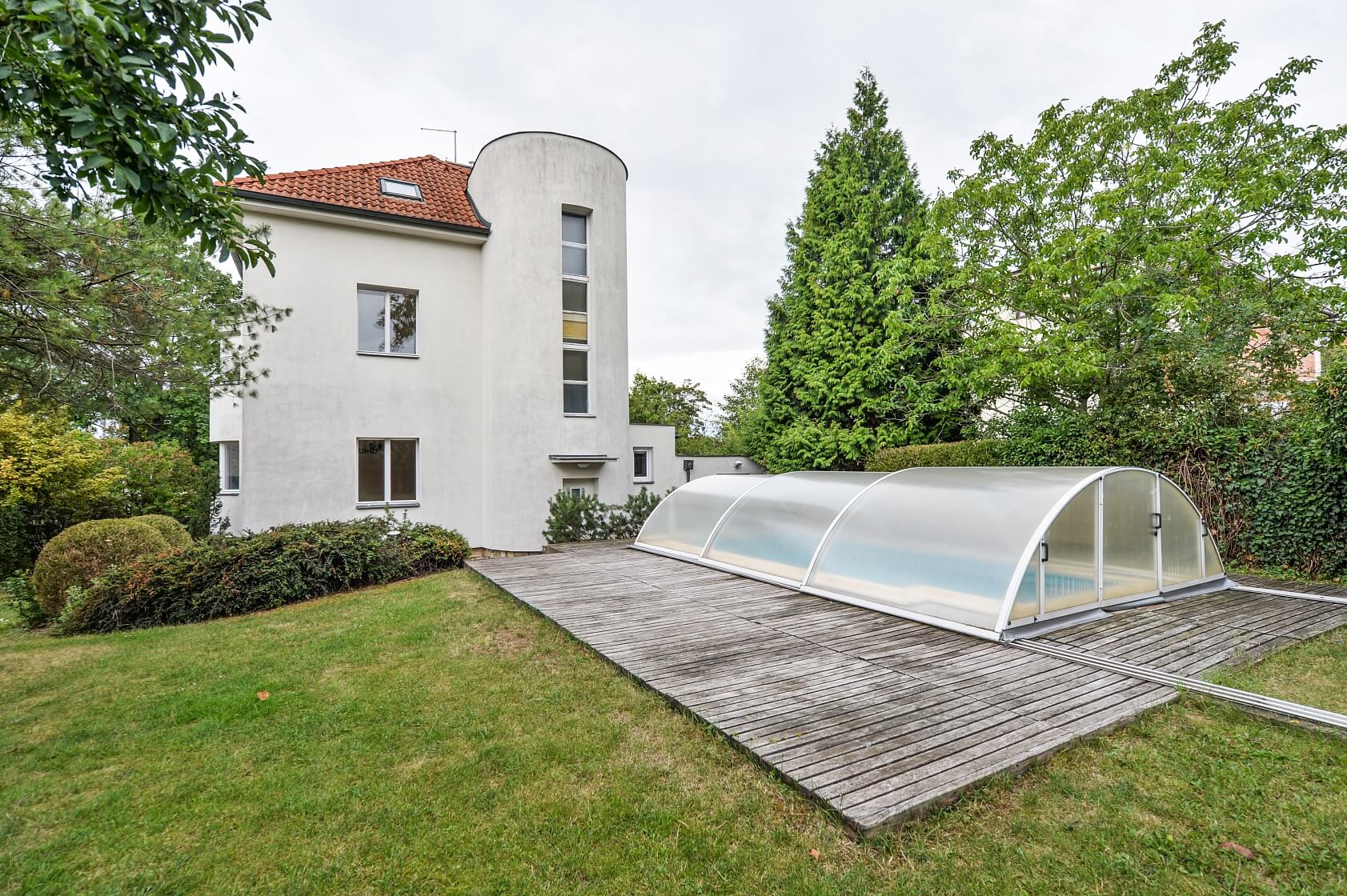 Vlastina, Ruzyně - Praha 6 | Pronájem, Rodinný dům 5+1, 185 m²