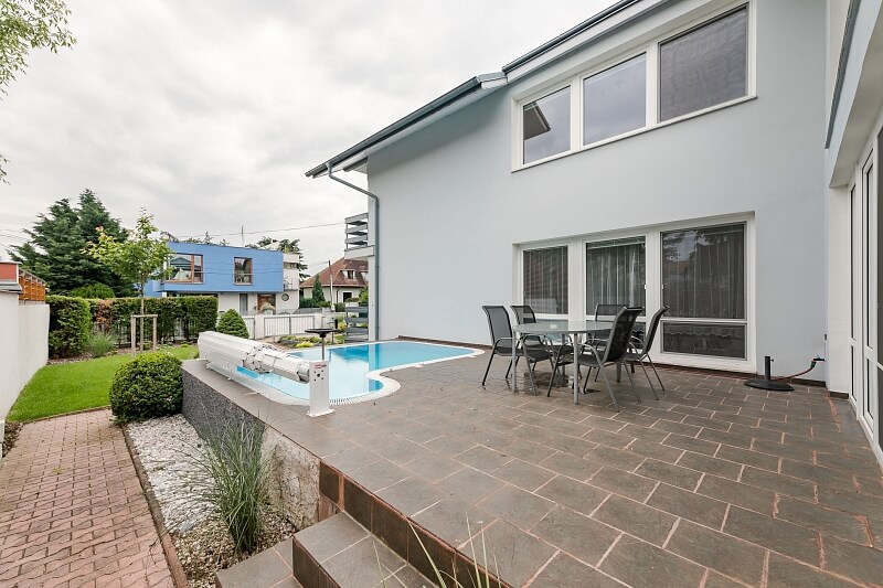 Chuchelská, Modřany - Prague 4 | Rent, House Four-bedroom (5+1), 250 m²