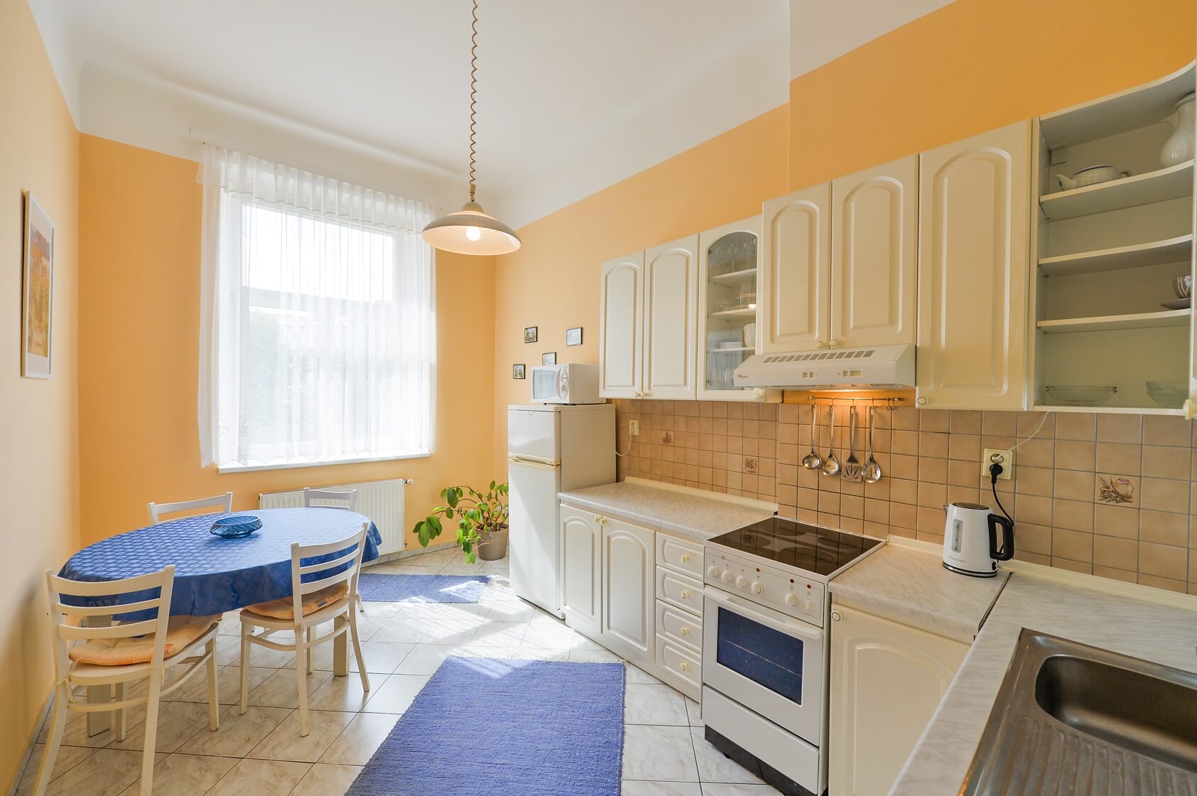 U Kanálky, Vinohrady - Prague 2 | Rent, Apartment One-bedroom (2+1), 70 m²