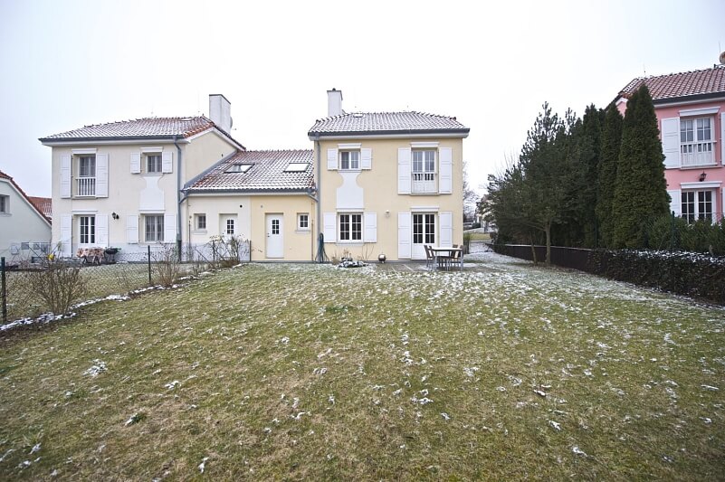 Na Malé Šárce, Nebušice - Prague 6 | Rent, House Three-bedroom (4+1), 150 m²