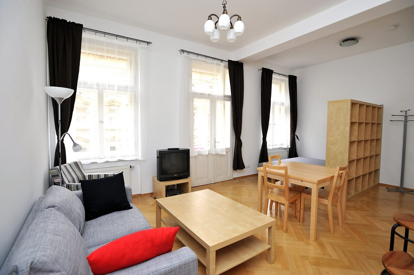 Mánesova, Vinohrady - Praha 2 | Pronájem, Byt 1+kk, 42 m²
