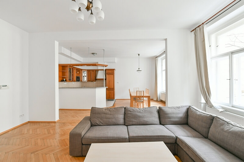 Mánesova, Vinohrady - Prague 2 | Rent, Apartment Two-bedroom (3+kk), 125 m²