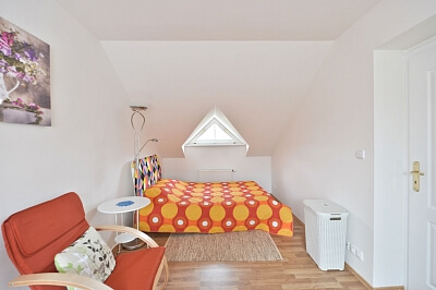 Malý dvůr, Nebušice - Praha 6 | Pronájem, Rodinný dům 5+1, 135 m²