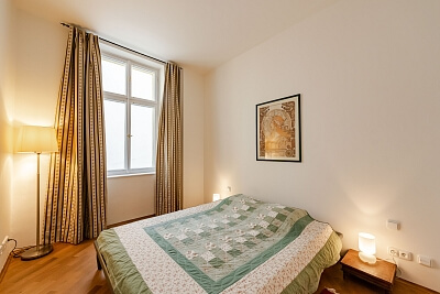 Odborů, Nové Město - Praha 2 | Pronájem, Byt 2+1, 55 m²