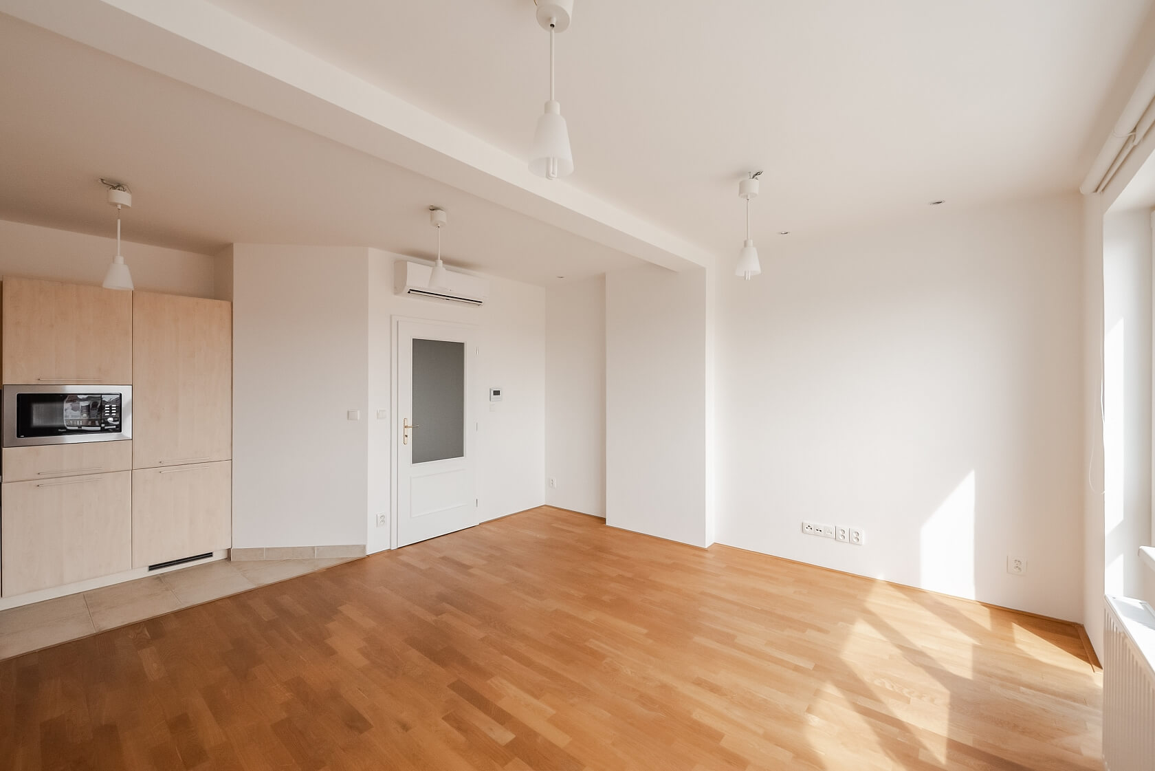 Polská, Vinohrady - Prague 2 | Rent, Apartment One-bedroom (2+kk), 78 m²