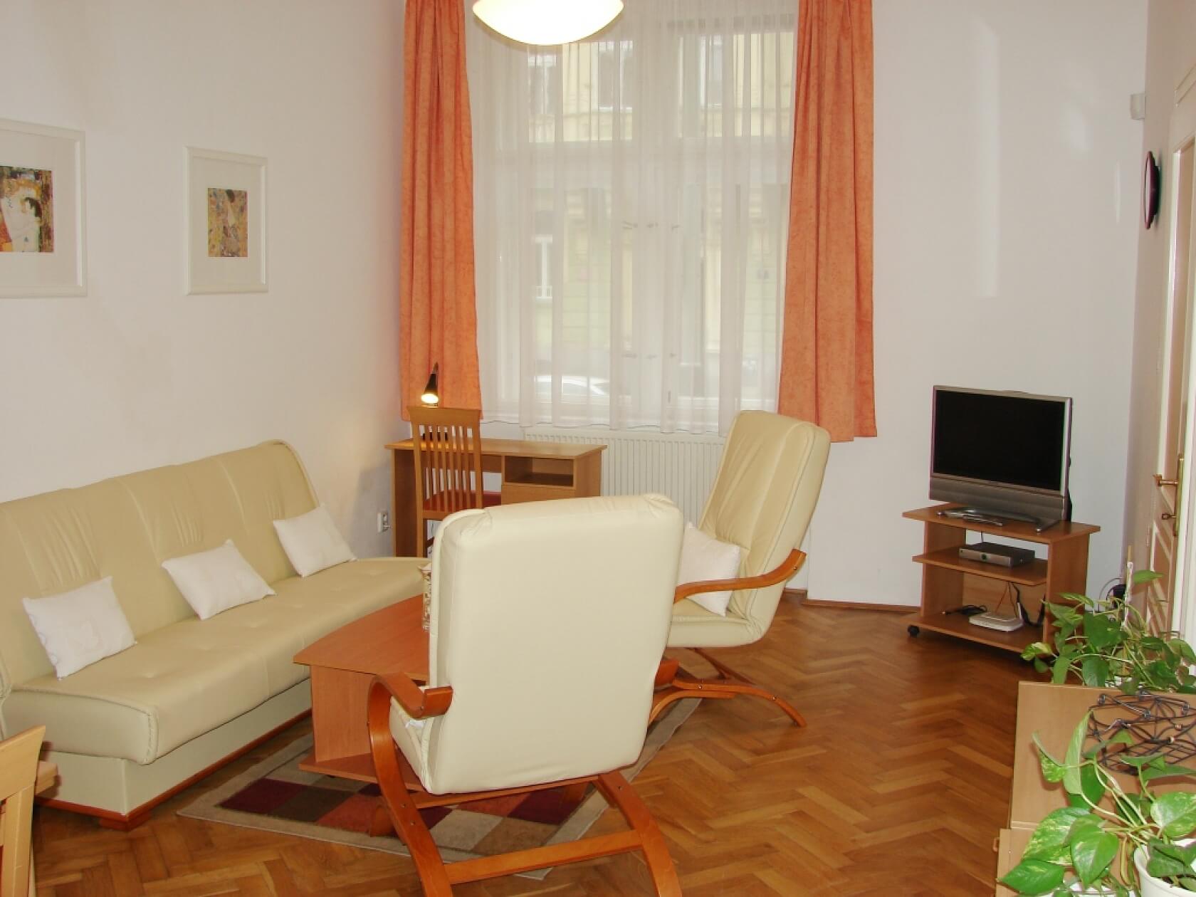 Krkonošská, Vinohrady - Praha 2 | Pronájem, Byt 2+1, 42 m²