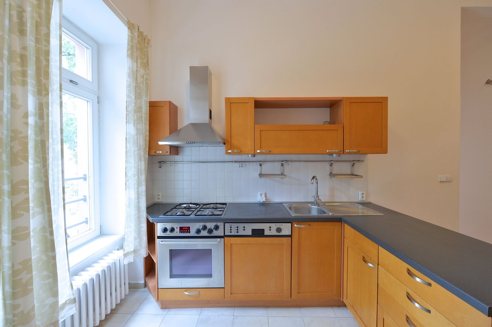 Belgická, Vinohrady - Prague 2 | Rent, Apartment Two-bedroom (3+1), 73 m²