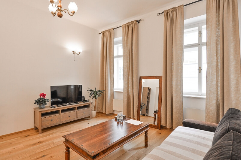 Vlašská, Malá Strana - Prague 1 | Rent, Apartment One-bedroom (2+1), 63 m²