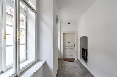 Vlašská, Malá Strana - Prague 1 | Rent, Apartment One-bedroom (2+1), 63 m²