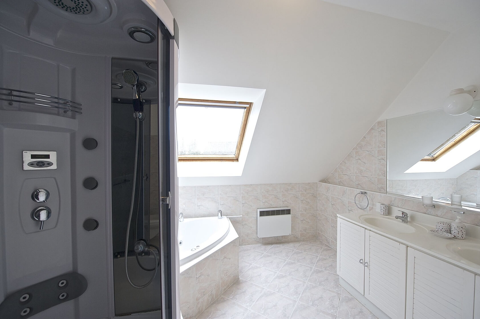 Za Dvorem, Horoměřice - Praha-západ | Pronájem, Rodinný dům 6+1, 317 m²