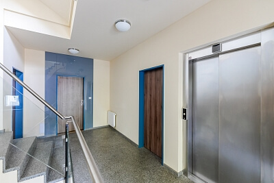 U Dívčích hradů, Smíchov - Prague 5 | Rent, Apartment Two-bedroom (3+kk), 102 m²