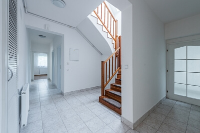 K Vinicím, Nebušice - Praha 6 | Pronájem, Rodinný dům, 295 m²