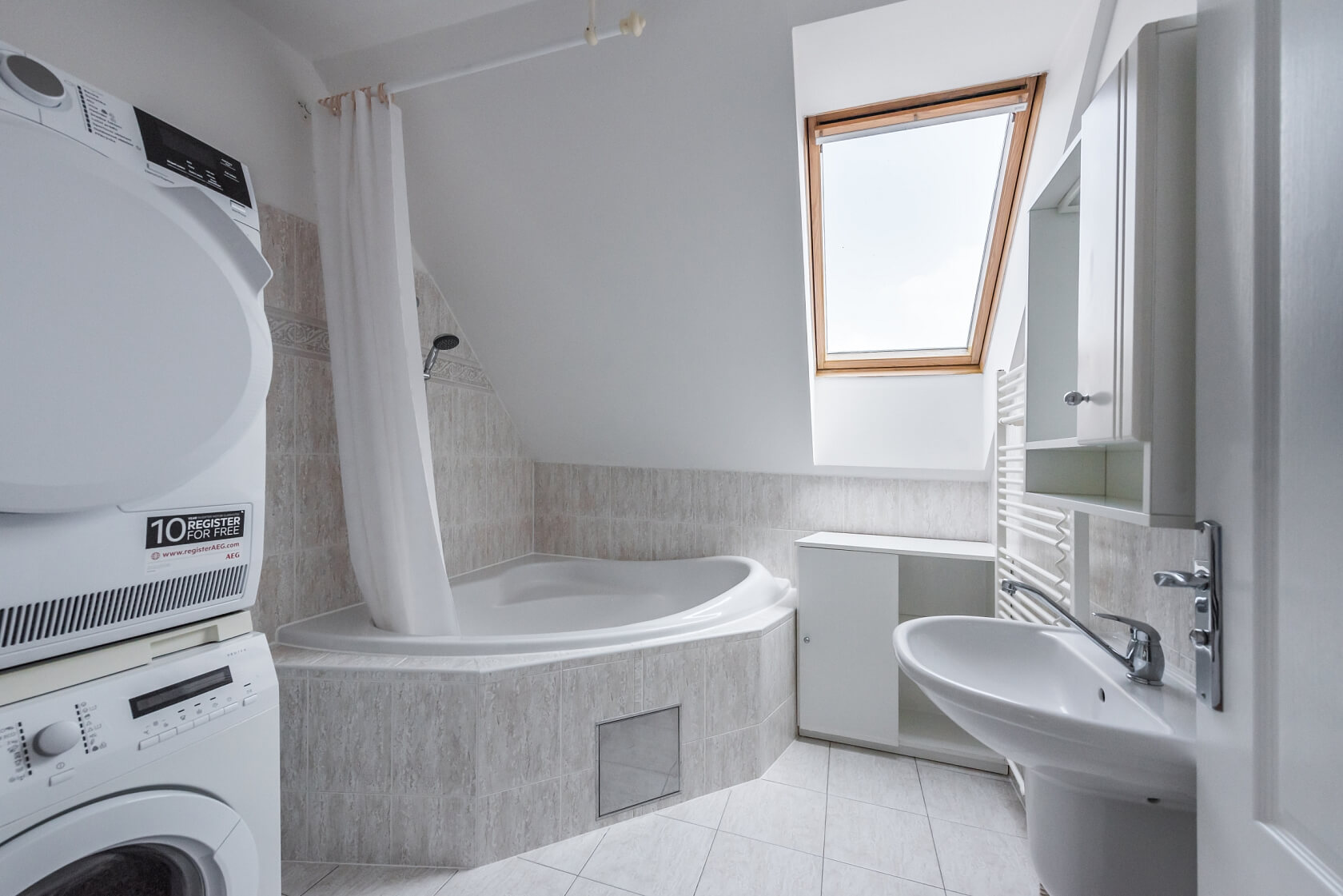 K Vinicím, Nebušice - Praha 6 | Pronájem, Rodinný dům, 295 m²