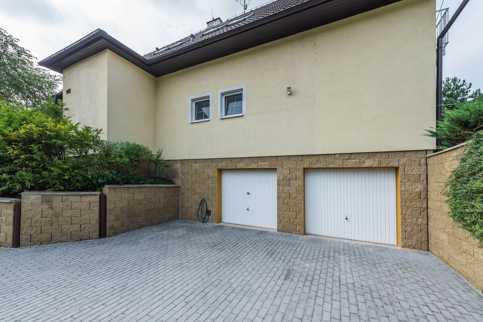 K Vinicím, Nebušice - Prague 6 | Rent, House, 295 m²