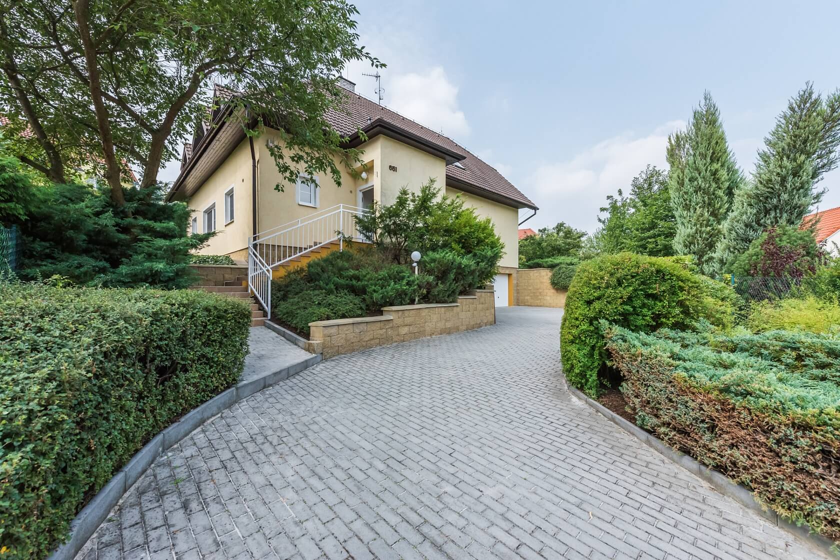 K Vinicím, Nebušice - Prague 6 | Rent, House, 295 m²