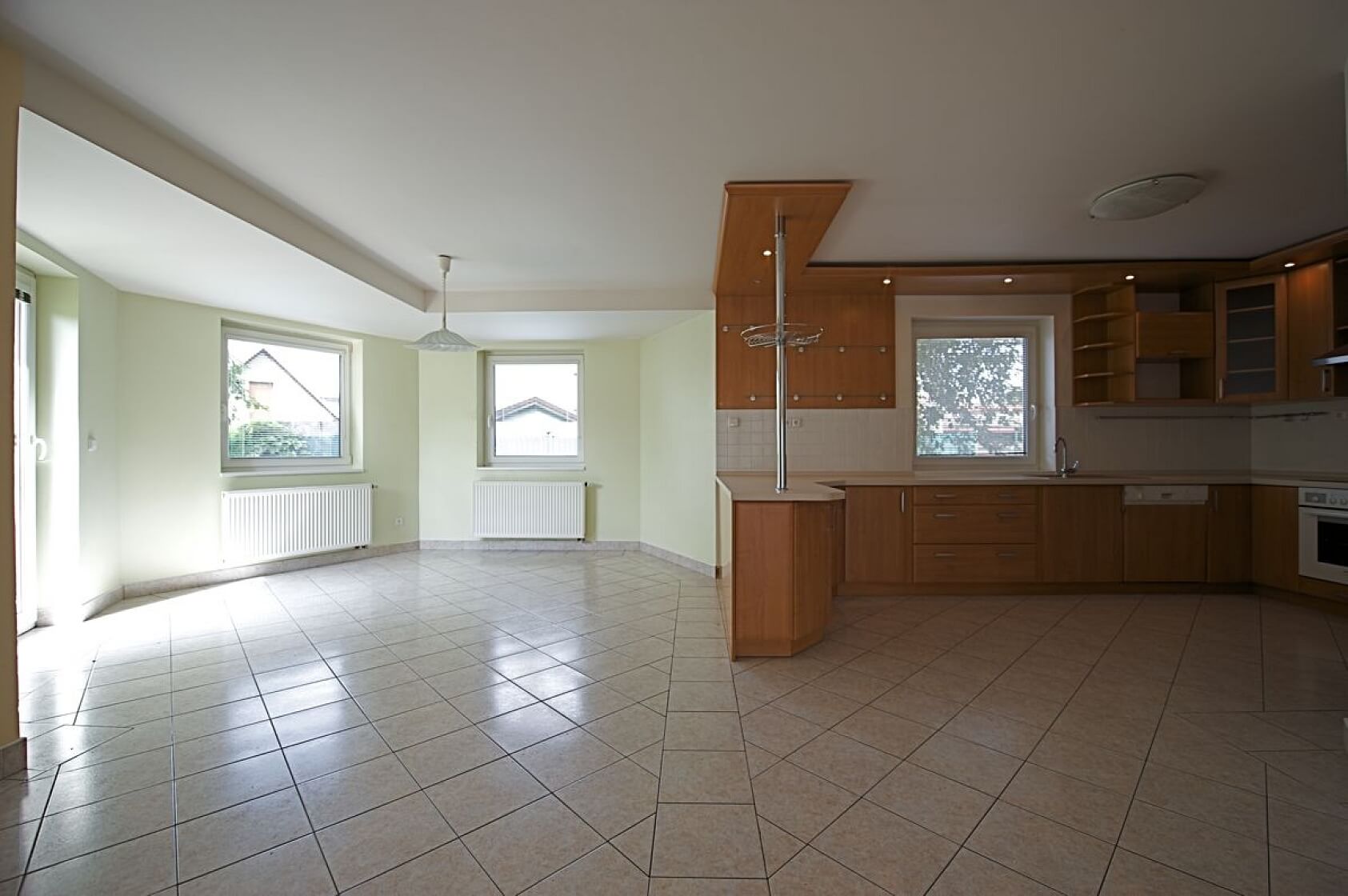 Újezd nad lesy, Újezd nad Lesy - Praha 9 | Pronájem, Rodinný dům 6+1, 275 m²