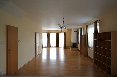 Újezd nad lesy, Újezd nad Lesy - Prague 9 | Rent, House Five-bedroom (6+1), 275 m²
