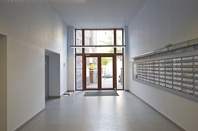 Novákových, Libeň - Prague 8 | Rent, Apartment One-bedroom (2+kk), 75 m²