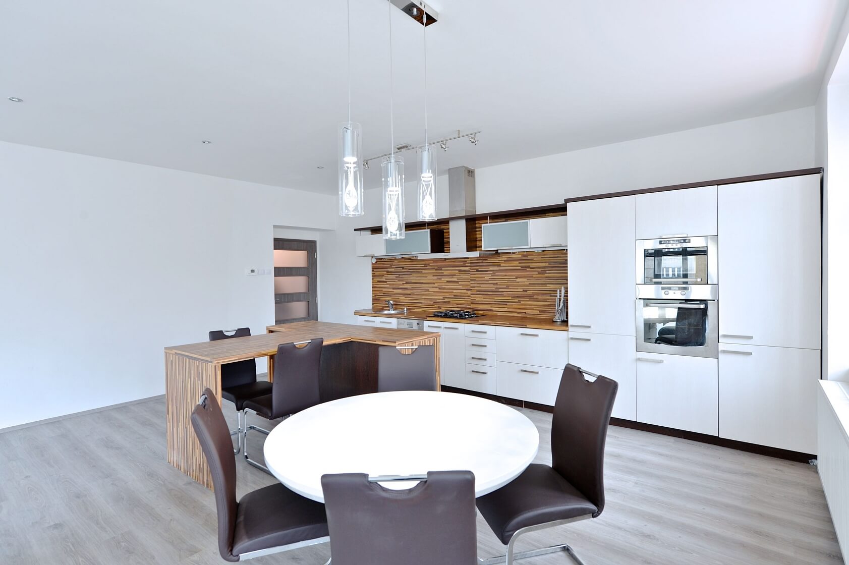 5. května, Nusle - Prague 4 | Rent, Apartment One-bedroom (2+kk), 83 m²