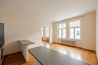 Mělnická, Malá Strana - Prague 5 | Rent, Apartment Two-bedroom (3+1), 93 m²