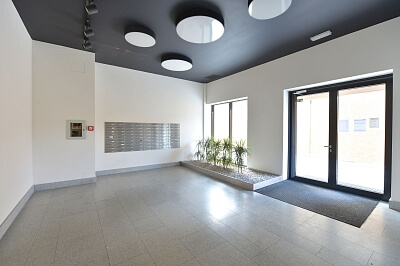 Počernická, Malešice - Praha 10 | Pronájem, Byt 1+kk, 51 m²