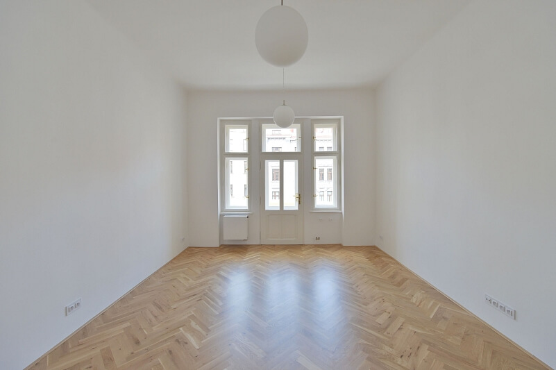 Strossmayerovo náměstí, Holešovice - Prague 7 | Rent, Apartment One-bedroom (2+1), 85 m²