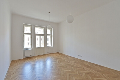 Strossmayerovo náměstí, Holešovice - Praha 7 | Pronájem, Byt 2+1, 85 m²